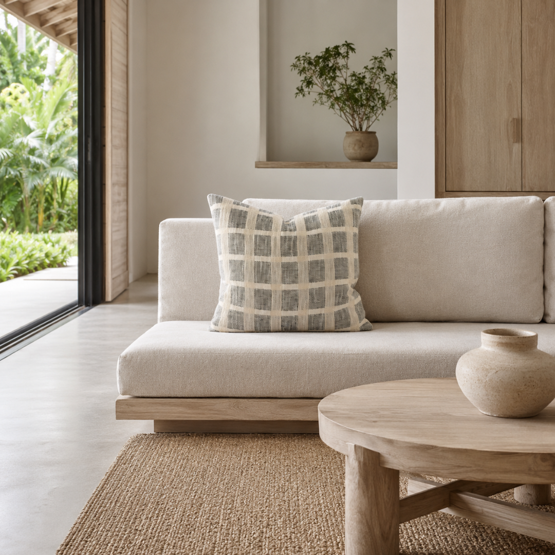 Petra Linen Cushion