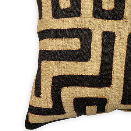 Kuba Cushion – II