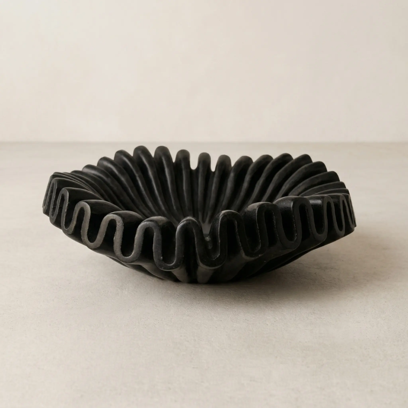 Black Marble Ruffle Bowl